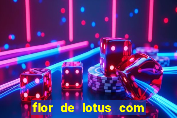 flor de lotus com lua tatuagem