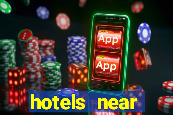 hotels near hollywood casino