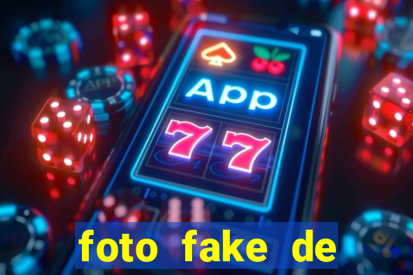 foto fake de mulher no espelho