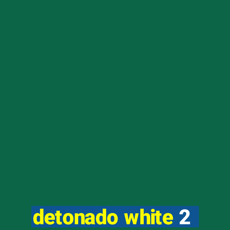 7696